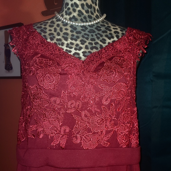 Mother of the bride dress - Picture 1 of 4